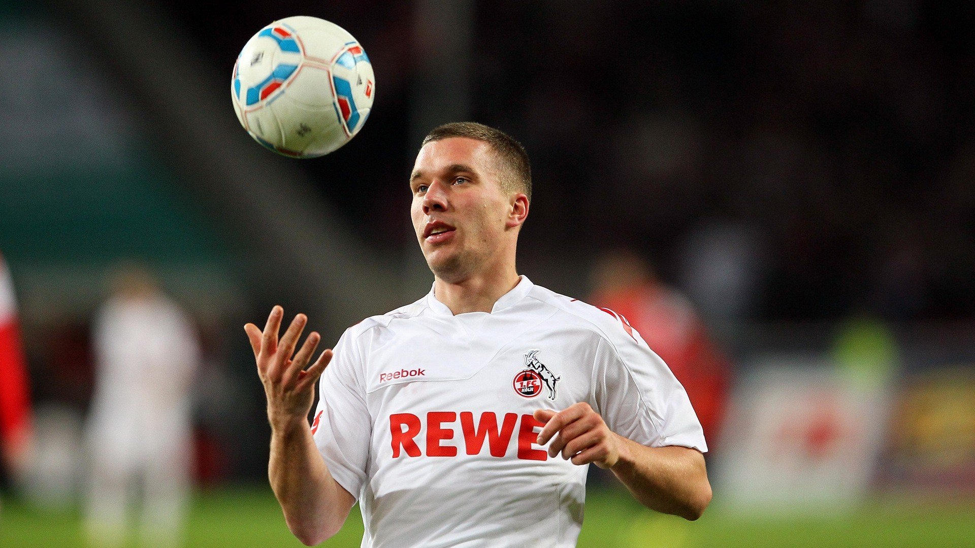 乐鱼体育(中国)官方网站-全国马拉松大赛，跑者突破自我迎接挑战，2020全国马拉松